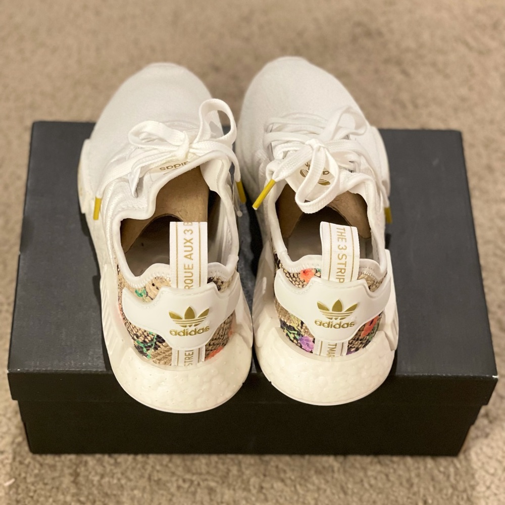 ADIDAS NMD _ R1 - Picture 3 of 4
